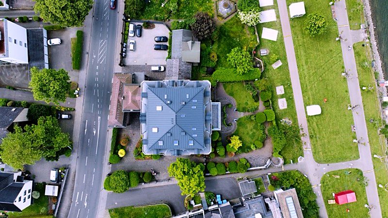 Dach der Villa Michels aus der Vogelperspektive